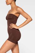 תמונת כל הלוק של STRAPLESS SHORTIE BODYSUIT